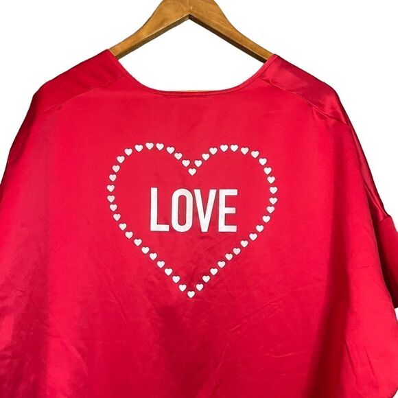 Victoria’s Secret red short sleeve robe - Picture 4 of 8